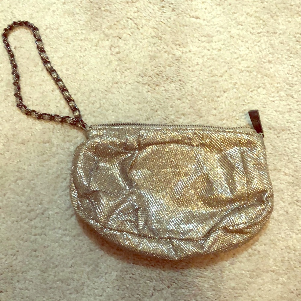 Express fashion wristlet
